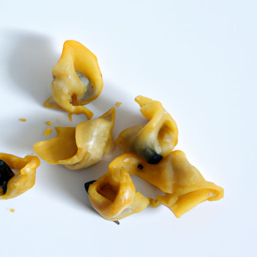 Sobras de tortellini cocido deteriorado